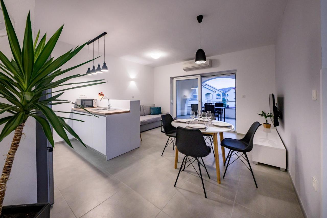 Apartmani Villa Zora Лопар Экстерьер фото