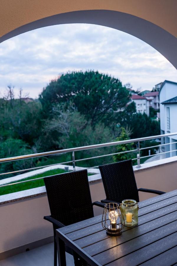 Apartmani Villa Zora Лопар Экстерьер фото