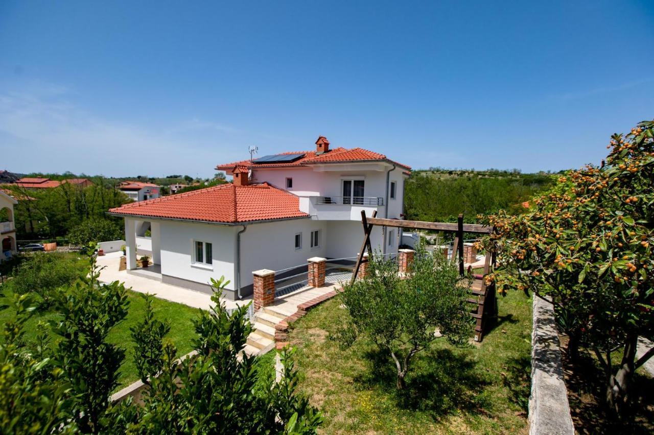 Apartmani Villa Zora Лопар Экстерьер фото