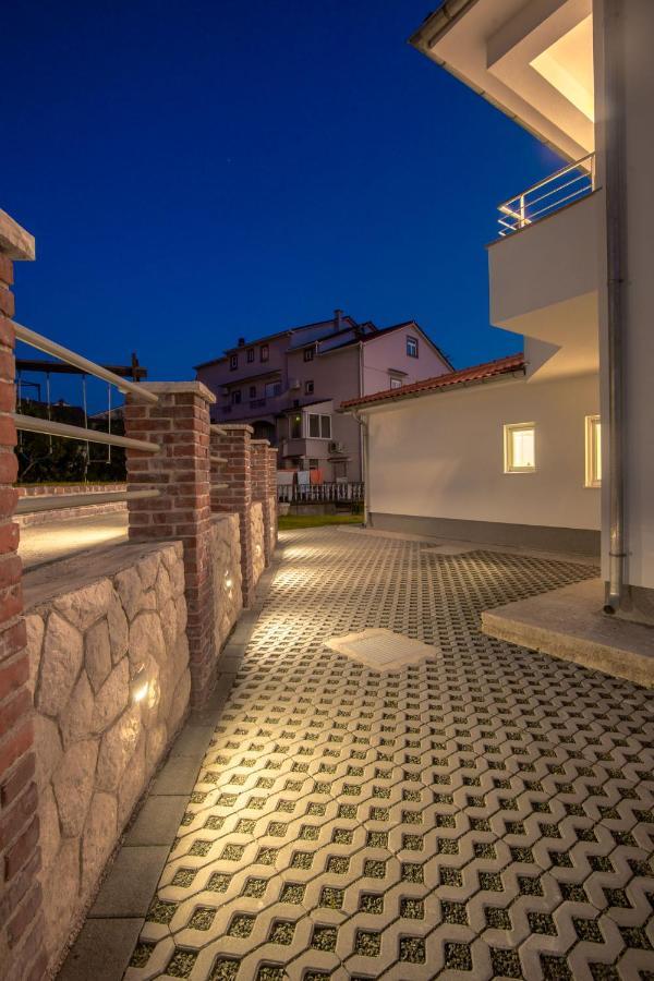 Apartmani Villa Zora Лопар Экстерьер фото
