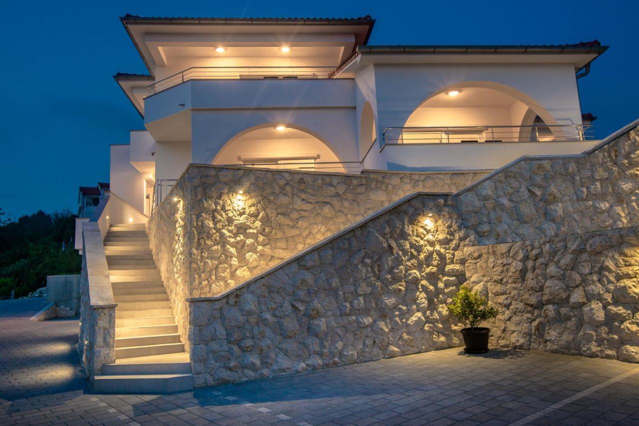 Apartmani Villa Zora Лопар Экстерьер фото
